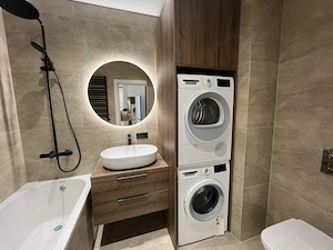 Garsonieră renovată recent, zona Uranus