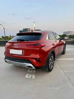 Vând Kia X-CEED 1.4 benzina 140 cp MT 2020 euro 6 - imagine 2