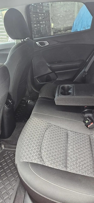 Vând Kia X-CEED 1.4 benzina 140 cp MT 2020 euro 6 - imagine 7