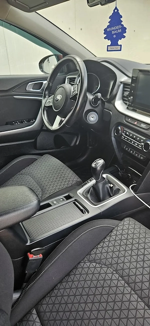 Vând Kia X-CEED 1.4 benzina 140 cp MT 2020 euro 6 - imagine 6