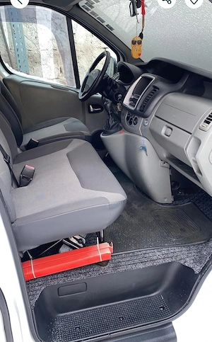 Microbuz Renault Trafic  - imagine 4