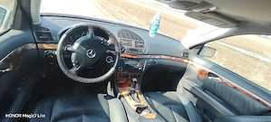 foarte bună mașină