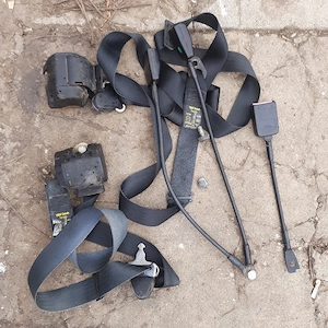 vând set 2 centuri de siguranță pentru dube autoutilitare  - imagine 3