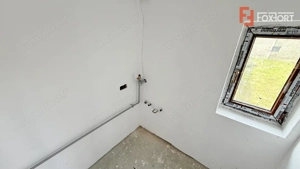 Duplex de vanzare 5 camere cu toate utilitatile - Mosnita Noua - imagine 17