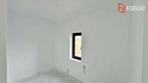 Duplex de vanzare 5 camere cu toate utilitatile - Mosnita Noua - imagine 14
