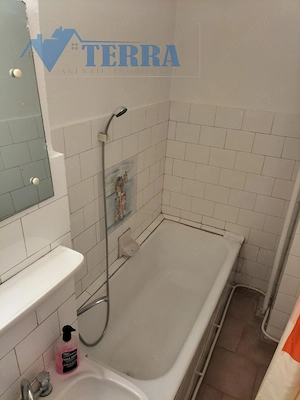 Garsonieră Robea - Etaj 2 - Centrală proprie  - imagine 9