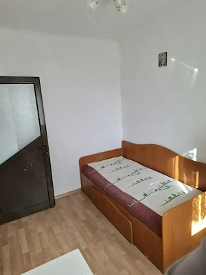 Închiriez apartament 2 camere - imagine 6