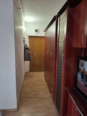 Închiriez apartament 2 camere - imagine 4