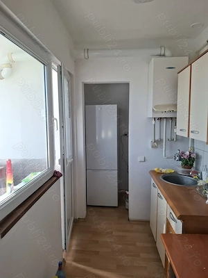 Închiriez apartament 2 camere - imagine 2