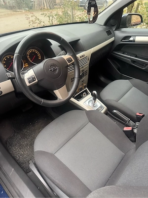 Opel Astra H automata 1.6 benzina 105 CP - imagine 2