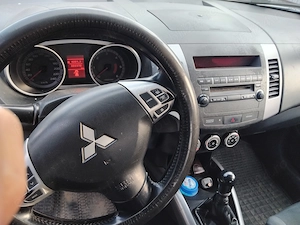 Mitubisi outlander  - imagine 2