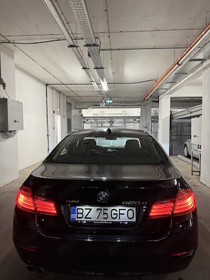 BMW Seria 5 520d xDrive AT - imagine 11