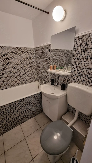 Apartament 3 camere et.2 de inchiriat,zona Nufărul aproape de Lotus Center - imagine 4