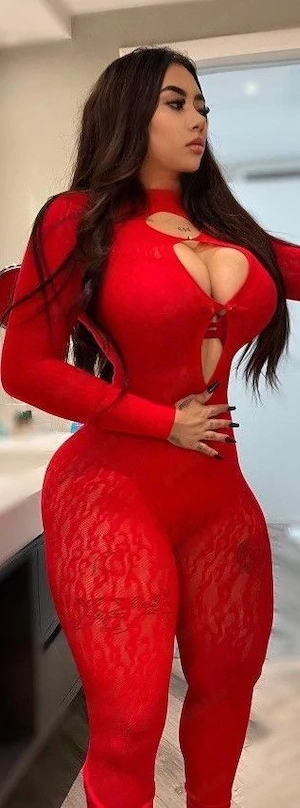 bruneta  senzuala  - imagine 4