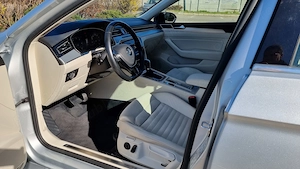 Volkswagen Passat Variant 2.0 TDI 4x4 240 CP - imagine 7