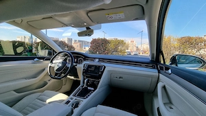 Volkswagen Passat Variant 2.0 TDI 4x4 240 CP - imagine 9