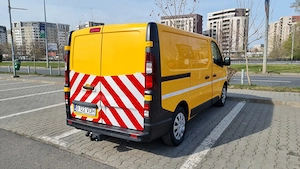 Renault Trafic 1.6 DIESEL AN 2015 - imagine 4