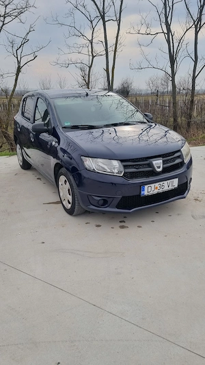 Vând Dacia Sandero ,2013, motor 1.2 benzina și gaz 