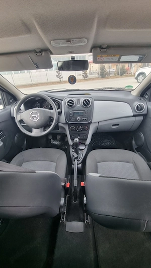 Vând Dacia Sandero ,2013, motor 1.2 benzina și gaz  - imagine 5