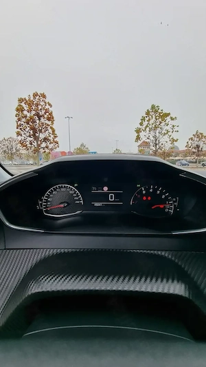 Peugeot 208 benzina 100 CP, AN 2021 - imagine 9