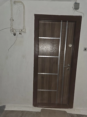 VAND Apartament 3 camere decomandat 75 m2