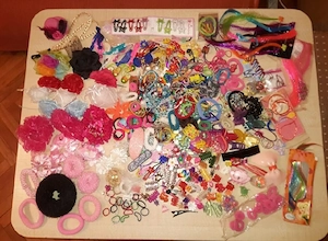 Lot accesorii par, margele, bratari, geanta 
