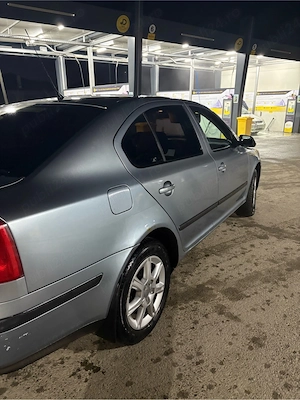 skoda octavia  - imagine 3