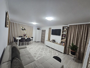 Apartament cu 2 camere,etaj 1, boxa, bloc ANL