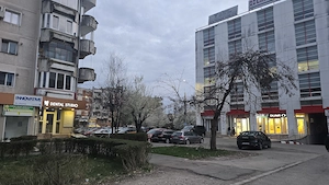 Inchiriez spatiu in Deva, zona Spitalul Judetean, suprafata utila 20 mp, compus din camera, baie si  - imagine 8