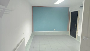 Inchiriez spatiu in Deva, zona Spitalul Judetean, suprafata utila 20 mp, compus din camera, baie si  - imagine 3