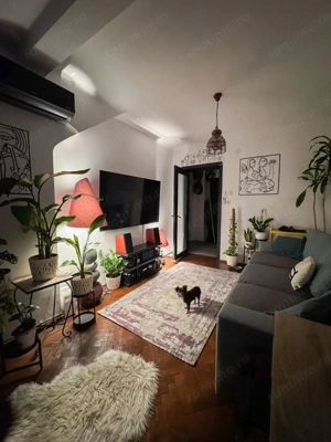 Apartament 2 camere - Domenii, etaj 2/2, centrala noua, curte, boxă, pod. - imagine 3