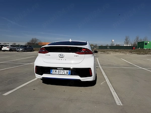 Hyundai ioniq  - imagine 5