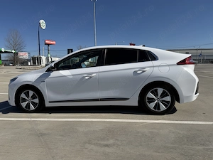Hyundai ioniq  - imagine 4