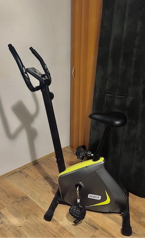 Bicicletă magnetică EcoFit E510B, afișaj LCD cu șa reglabilă