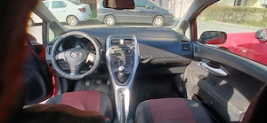 Toyato Auris - imagine 2