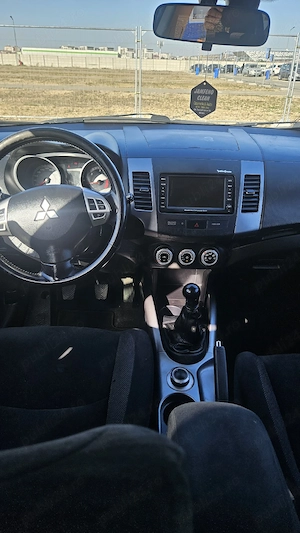 Mitsubishi outlander 2.0d 2009 - imagine 4
