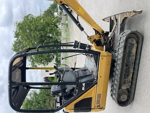 Vand miniexcavator CAT 301.4C - imagine 3