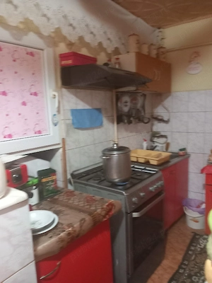 De vanzare apartament 2 camere strada Calugareni  - imagine 2