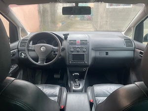 Volkswagen Touran  - imagine 5