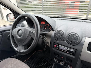 Dacia Logan an 2010 motor 1.4 benzina+ Gpl - imagine 5