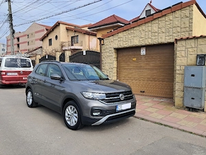 VOLKSWAGEN T-CROSS  - 2021 -Stare Ca NOUĂ - 76 .000 KM - Unic Proprietar ( 115 Cp ) Full optiuni  - imagine 2