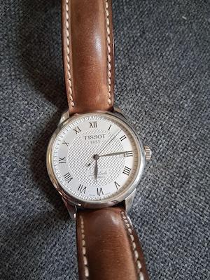 Vînd Tissot Le Locle 