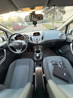 Vand Ford Fiesta 1.2 Benzina 60, Impecabila, Manual 104.000km - imagine 8
