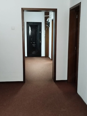 Apartament 3 camere decomandate, zona Center București