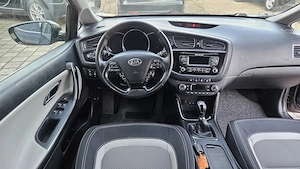 Kia cee'd  1,6 crdi - imagine 8