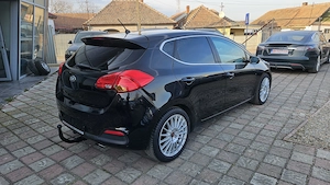 Kia cee'd  1,6 crdi - imagine 4