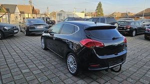 Kia cee'd  1,6 crdi - imagine 3