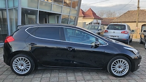 Kia cee'd  1,6 crdi - imagine 7