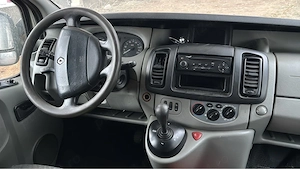 Renault Trafic 2.5 Diesel 2010 5 Locuri - imagine 6