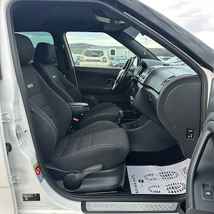 Skoda Fabia vRS 2013 Dsg 1.4 Tsi 133.350KM 180CP - imagine 12